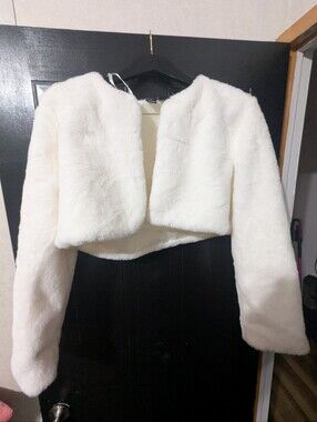 Windsor White Faux Fur Cropped Cape Jacket